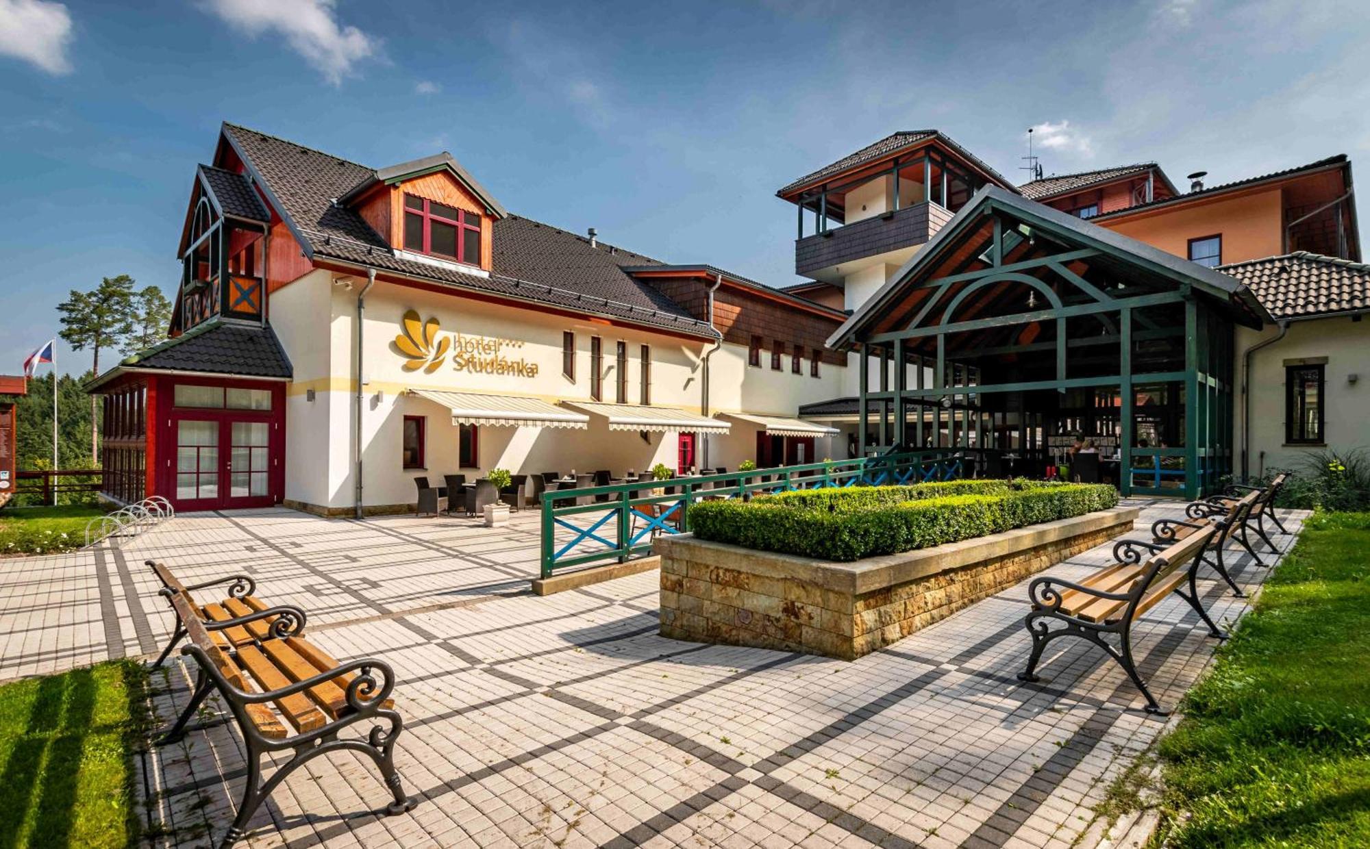 Hotel Studanka Rychnov nad Kneznou Dış mekan fotoğraf