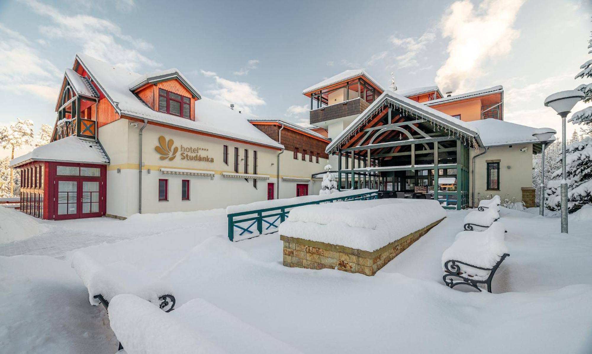 Hotel Studanka Rychnov nad Kneznou Dış mekan fotoğraf