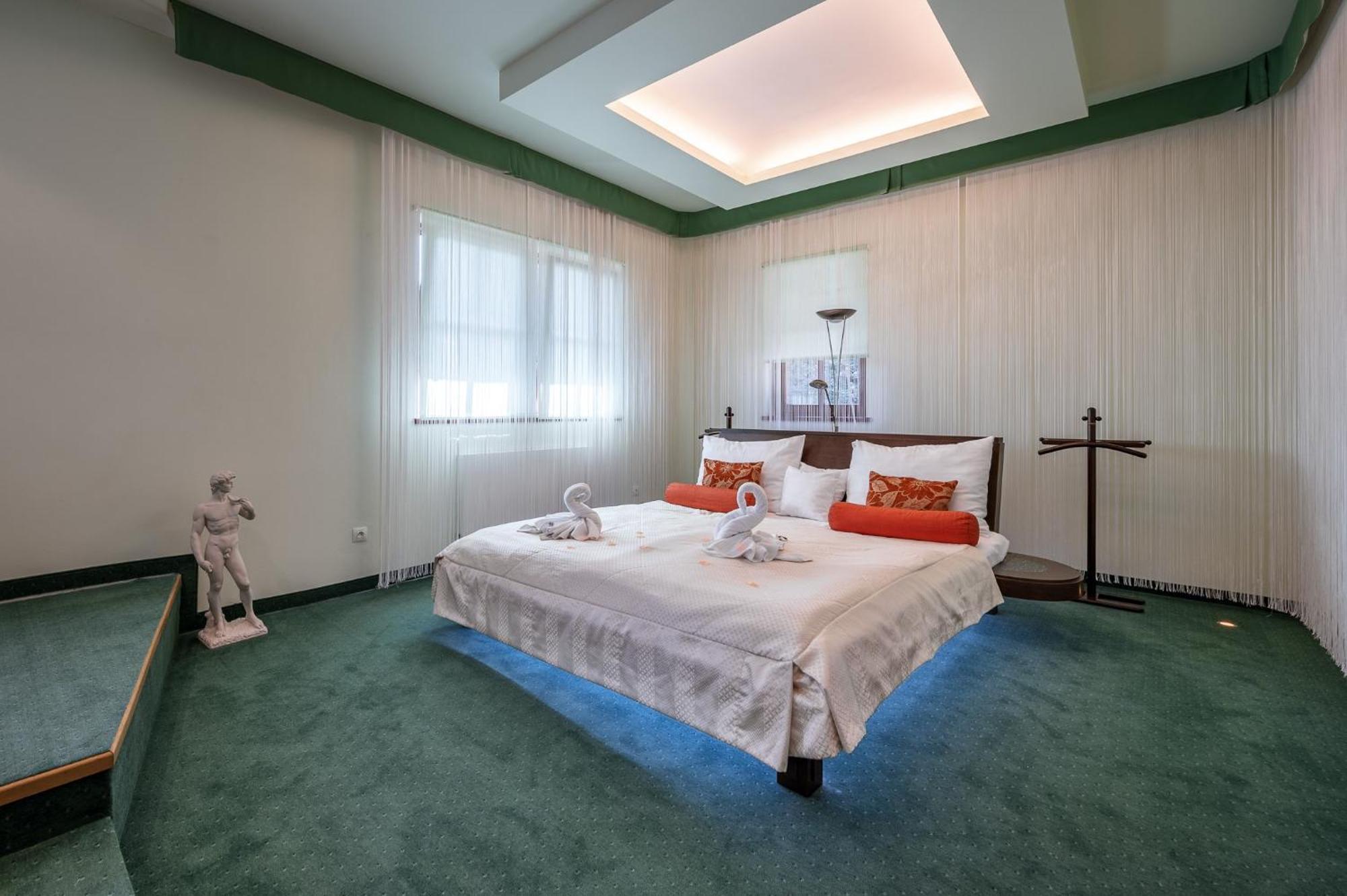 Hotel Studanka Rychnov nad Kneznou Dış mekan fotoğraf